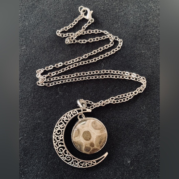 Petoskey Stone Necklace - Picture 13 of 13